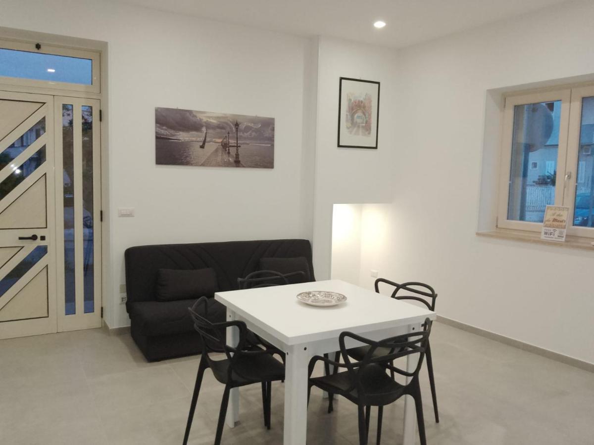 A' Ches Du' Mestr 2 Montalbano  Exterior photo